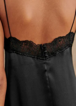 Robe Nassima
