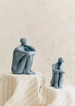 Sculpture Guénolée Courcoux - Femme Dans Ses Pensées Petit Modèle