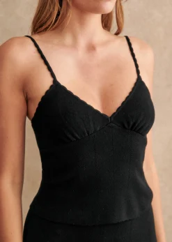 Top Suzie